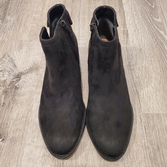 NEW Zodiac Madison Black Ankle Boot - Picture 3 of 8